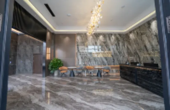 Hillman Hotel (Snow Country Cultural Square)