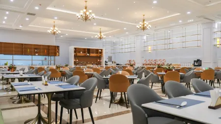 Harbin Guanyang Century Hotel Отели рядом с достопримечательностью «Heilongjiang University of Chinese Medicine Asset Management Department»