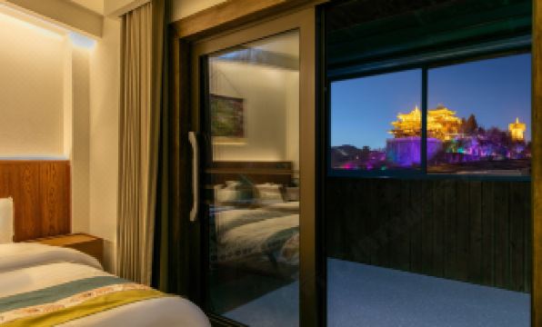 Shangri LaManshe Oxygen Supply Homestay