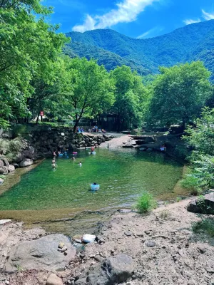 Yuequanju Hotels in Bai Yunyuan Resort