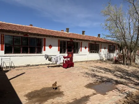 Siziwangqi Yile Homestay