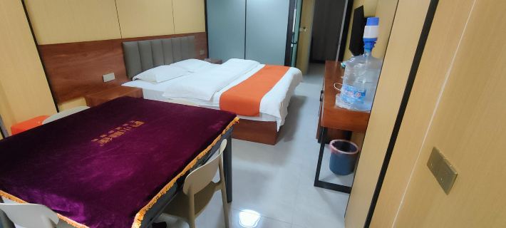 Fangcheng Guangzheng Hotel Ξενοδοχεία στην πόλη Φανγκτσένγκ
