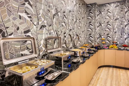 No. 106, Ancient Ai Avenue, Aicheng Town Отели рядом с достопримечательностью «bai lian hu shi di gong yuan»