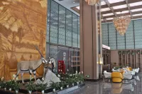 Pengrun Grand Hotel Hotel di Gar County