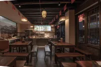 Yun She Designer Minimalist Family Vacation Homestay (Border Town Tea Cave Scenic Area Branch) - servizio colazione