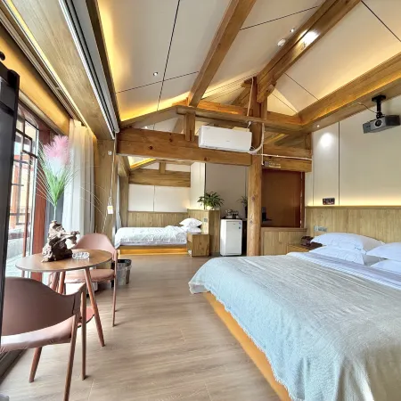 Shaxi Ancient Town • Xiting Homestay (Yujin Bridge)