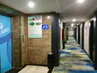 Springvale(XinYang Railway Station )