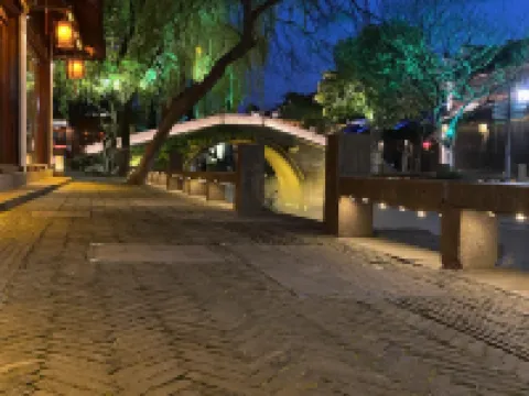 Qianshe Mengli Shuixiang Linhe Inn Hotels near Shen Hall