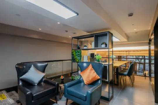 Homeinn Selected Hotel (Shanghai Bund Xintiandi Huaihai Road)