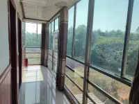 Huaxing Business Hotel (Nanchang Changbei International Airport)
