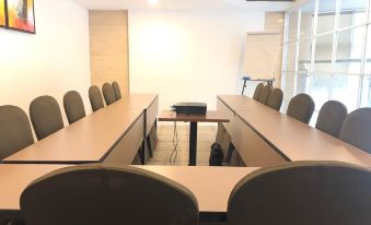 Verse Luxe Hotel Wahid Hasyim