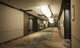 Mr.D Hotel