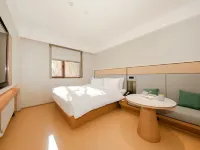 JI Hotel (Capital Normal University) Hotels near Cishousi Station