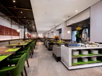 杭州西湖大道希爾頓歡朋飯店 庆春广场附近的飯店