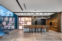 Nanchang Qingshan Lake Wanda Yihua Hotel - bar