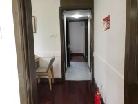上海旅伴民宿 - 简约二室一厅套房