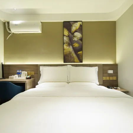 7 Days Premium Hotel (Deyang Wuzhou Square store) Hotel a Deyang