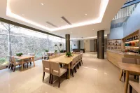Haizhiguan Holiday Apartment (Shanwei Poly Jinxuanwan Branch)