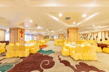 Diqiu Lvbaoshi Hotel Отели рядом с достопримечательностью «Libo Ancient Town»