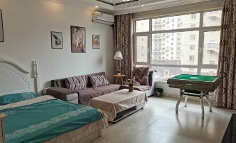 Watch The Sunset Family Apartment