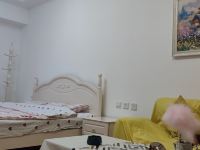 爱巢精品主题公寓(西安龙湖MOCO店) - 豪华家庭大床房