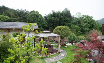 shaoshan Aiqian Said Garden Homestay (shaoshan Scenic Area)