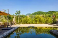 Floral Hotel·Yunqi Xiaozhu Hotel(Lantian Buckwheat Ridge Store)