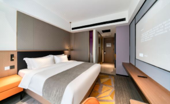 EK Inn Hotel (Dalian Donggang Commercial Area Gangwan Square Subway Station)