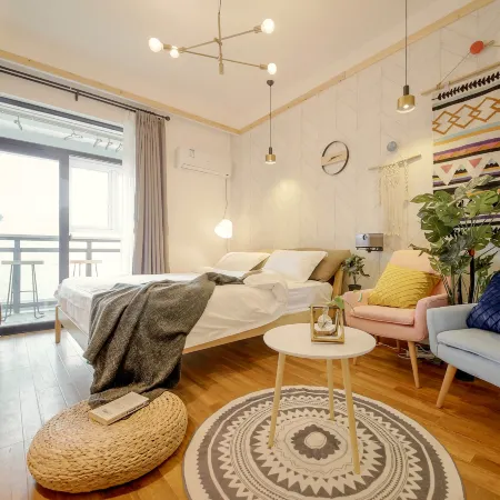 Yingyue Boutique Stay Movie Homestay (Wuhan University)