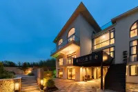 Mountain side homestay Hotels near Deqing West Railway Station