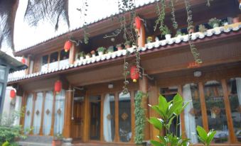 Lijiang Baisha Ancient Town Juyuanqi Inn