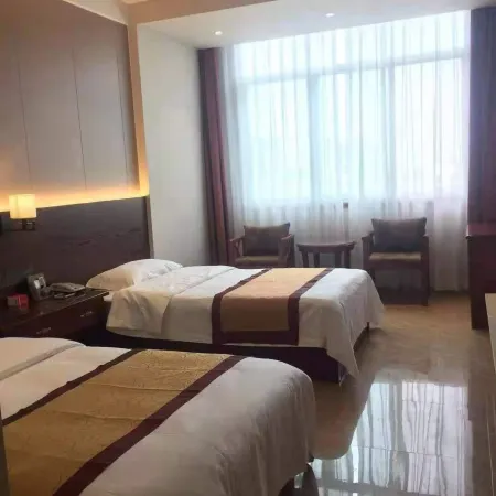 East Business Hotel