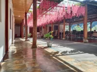 Qionglai Tianlai Yue Mountain Villa (Firefly Valley Scenic Area) - Inns