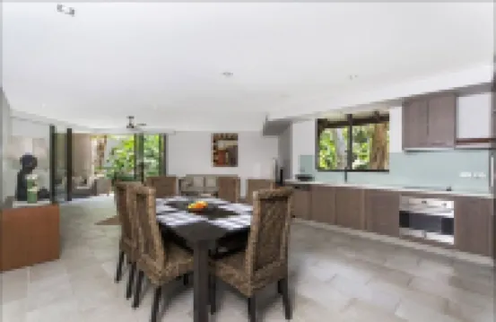 Elysium Private Apartments Triton by the Sea