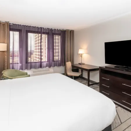 DoubleTree by Hilton Newark Penn Station