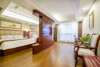 Vienna Hotel (Chongzhou High Speed Railway Station)