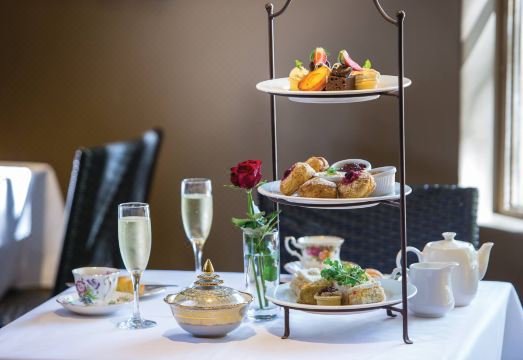 아디나 아파트먼트 로비