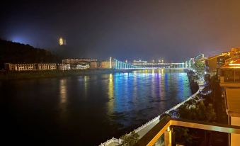Dongjiang Lake Ergeng Daizhu Homestay