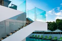 Weizhou Island White House Hotel