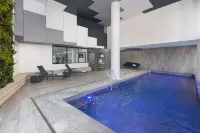 Courtyard by Marriott Brisbane South Bank - Pools