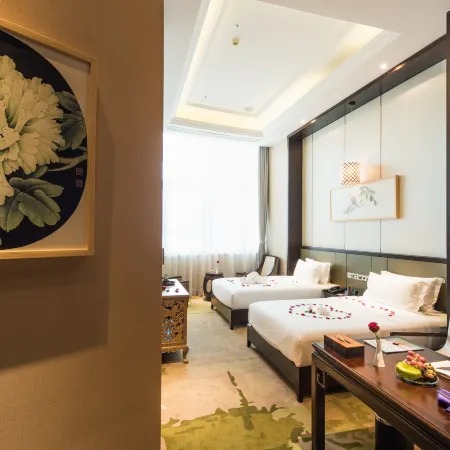 Yunlan Bay Shuanglian Hot Spring Resort
