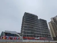 Aijia Apartment (Wuyue Plaza)