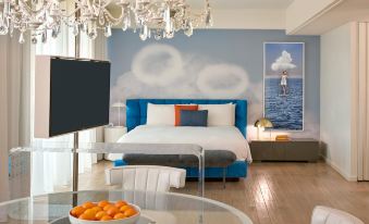 The Valorian West Hollywood, Curio Collection by Hilton