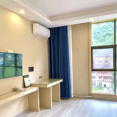 Yunhui Hotel