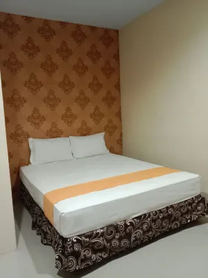 De Cozy Inn Mojokerto Hoteles en Puri
