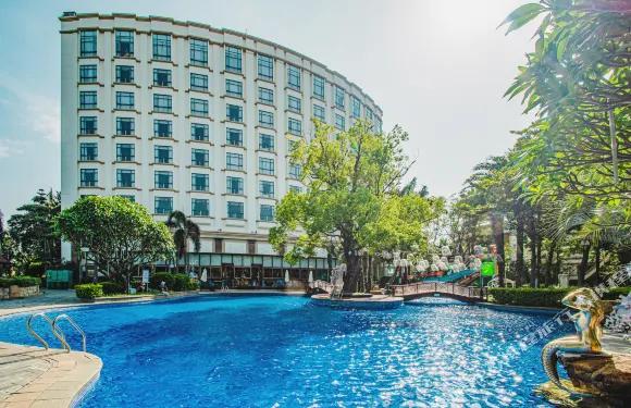 樟木頭三正半山酒店