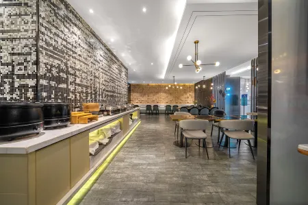 Orange Hotel (Xiamen Jimei Xuecun) Отели рядом с достопримечательностью «Jiageng Park»