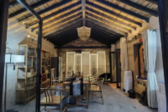 Linzhou Guanzhi Homestay (Shibanyan Gaojiatai)