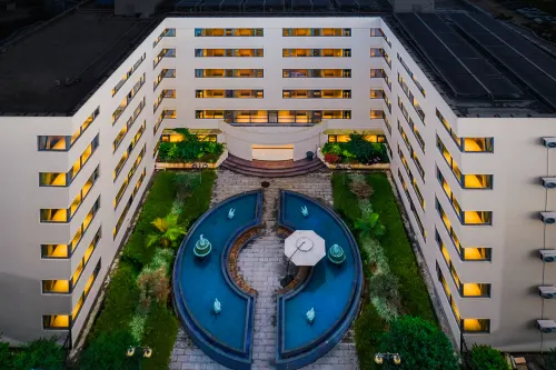 Ruishang Yuejing Hotel Hotels in Lincang