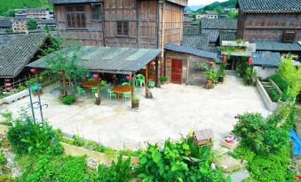 Kaili Xiasi Ancient Town People's Commune Inn